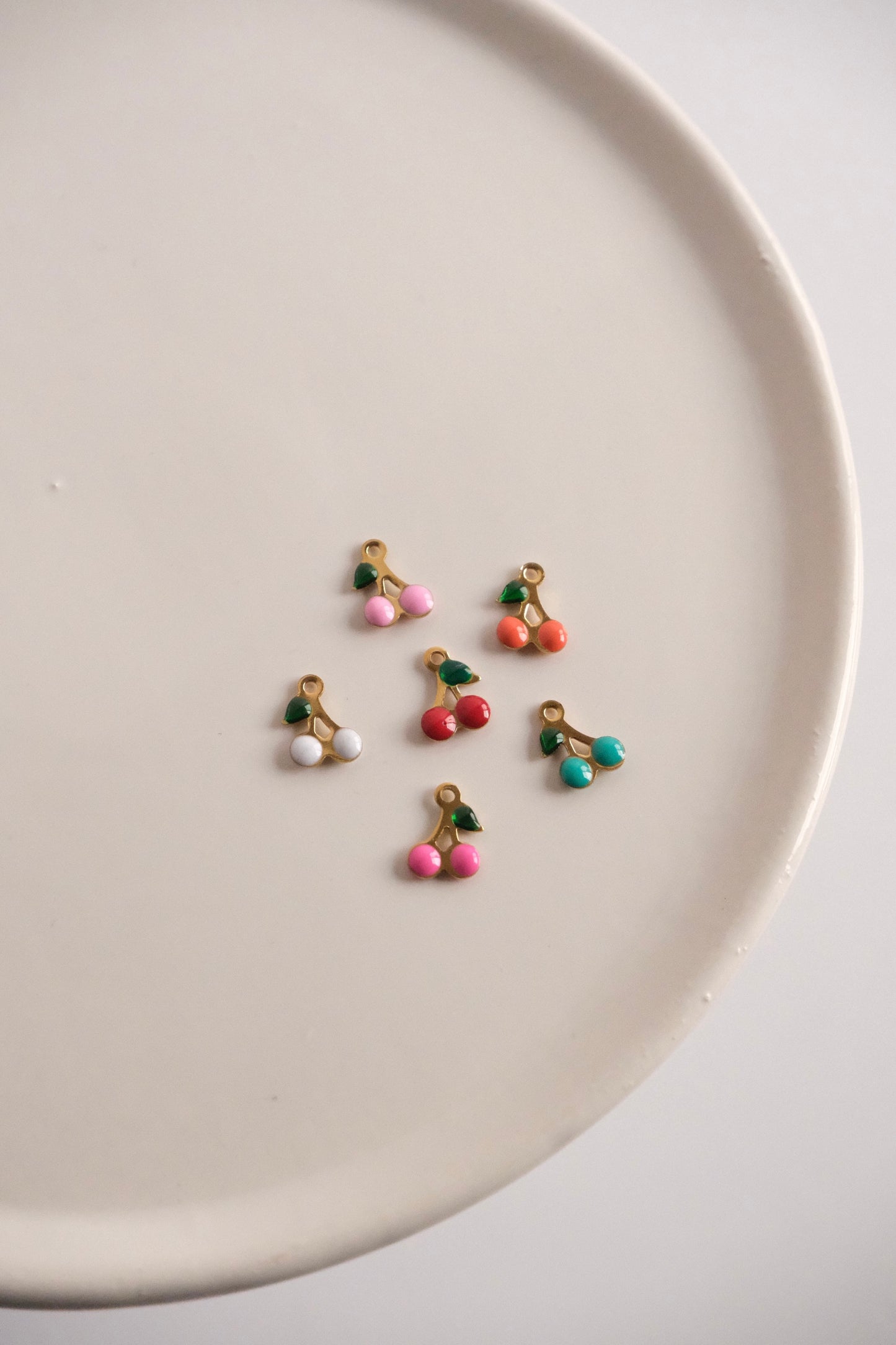 Charms - Cerises colorées