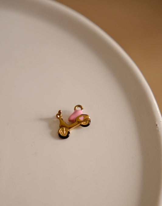 Charm | Scooter rose