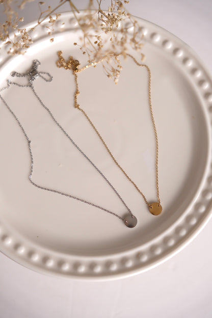 Chaine à petit médaillon à graver